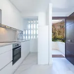 Apartment Facing The Sea And Marina *