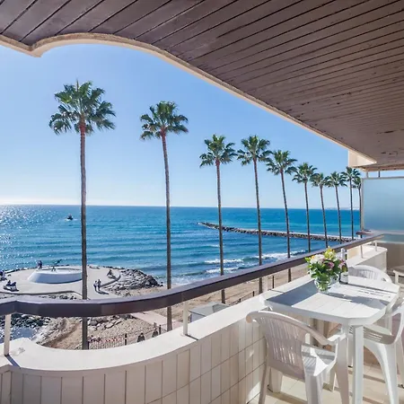 Apartment Facing The Sea And Marina *