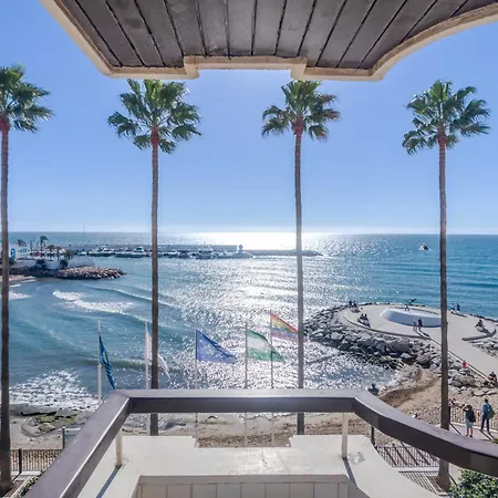 Facing The Sea And Marina Appartement