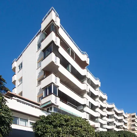 Facing The Sea And Marina Appartement *