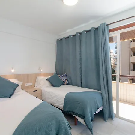 Apartment Facing The Sea And Marina *