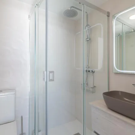 Facing The Sea And Marina Marbella