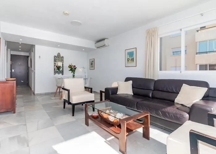 Facing The Sea And Marina Apartament *