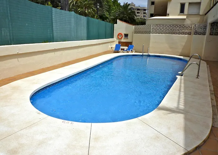 Apartament Facing The Sea And Marina Marbella